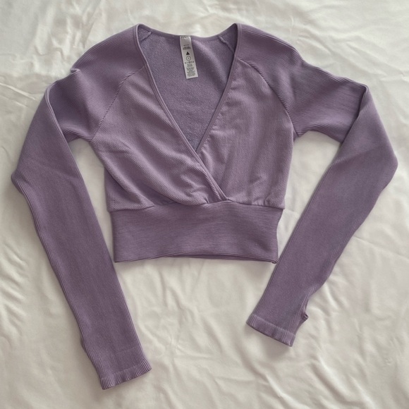 Balance Athletica (Vitality) Infinity Faux Wrap Top - Picture 2 of 10